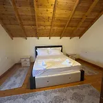 Semesterbostad Bedena House Kolonje (Gjirokaster)