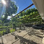 Bedena House Vakantiehuis Kolonje (Gjirokaster)