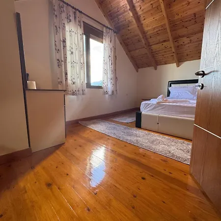 Дом отдыха Bedena House *