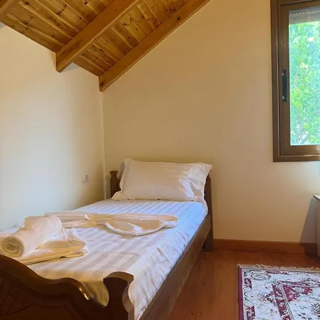 펜션 Bedena House Kolonje (Gjirokaster)