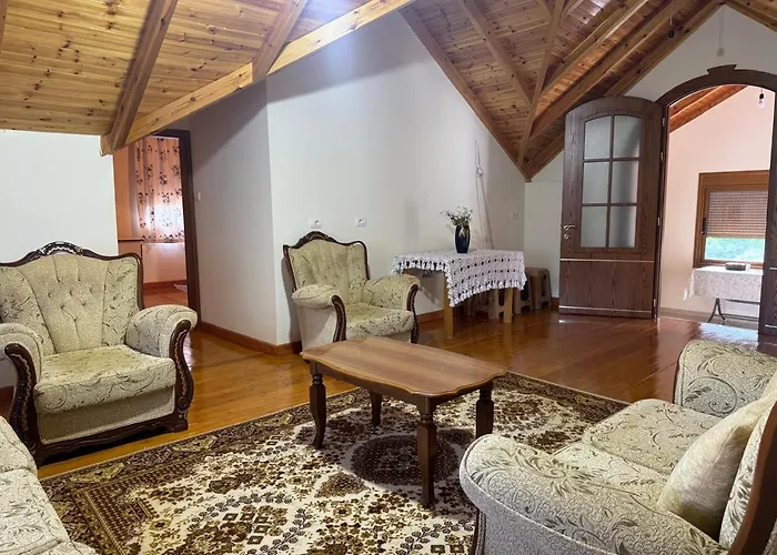 Bedena House Ferienhaus