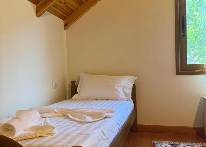 Feriehus Bedena House Kolonje (Gjirokaster)