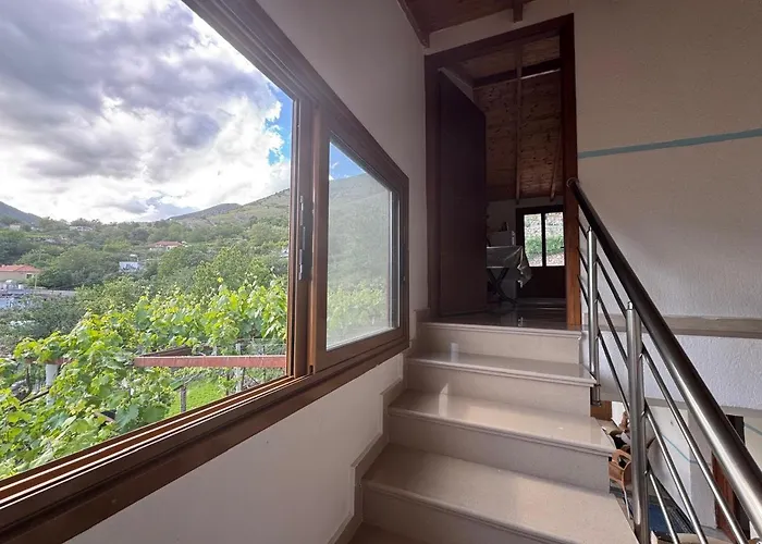 Bedena House Feriehus Kolonje (Gjirokaster)